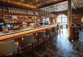 Europa-Park Freizeitpark & Erlebnis-Resort, Hotel Krønasår