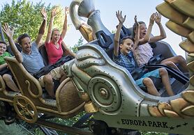 Europa-Park Freizeitpark & Erlebnis-Resort, Hotel Krønasår