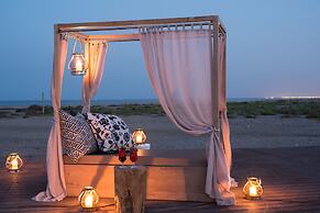 Kingfisher Retreat by Sharjah Collection