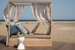 Kingfisher Retreat by Sharjah Collection