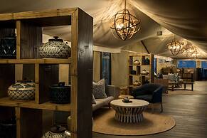 Kingfisher Retreat by Sharjah Collection