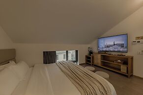 Hangzhou West Lake Yueshang Yunshe Boutique Homestay