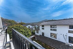 Hangzhou West Lake Yueshang Yunshe Boutique Homestay