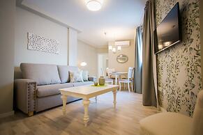 Holidays2Malaga Suites Apartments