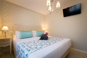 Holidays2Malaga Suites Apartments