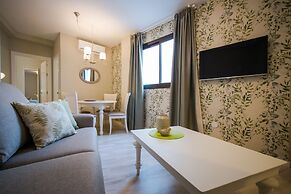 Holidays2Malaga Suites Apartments