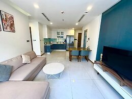 Luxury Apartment in Vinhomes