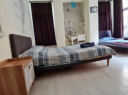 Taxim Hostel - Adults Only