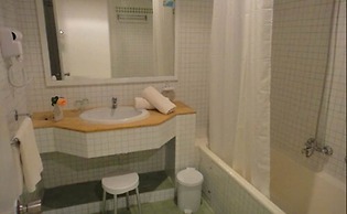 Palmyra Holiday Resort & Spa