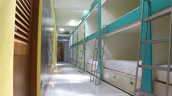 Hostel Tropico 20º OceanFront