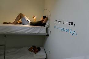 Hostel Tropico 20º OceanFront