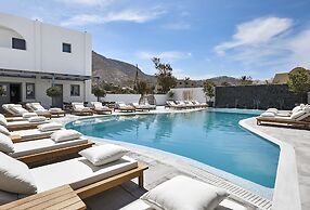 Amara Suites Santorini