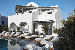 Amara Suites Santorini