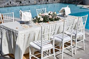 Amara Suites Santorini