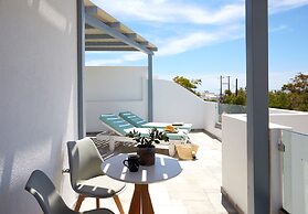 Amara Suites Santorini