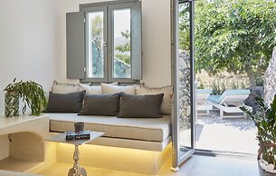 Amara Suites Santorini