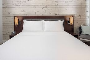 The Fin Hotel, Tapestry Collection by Hilton