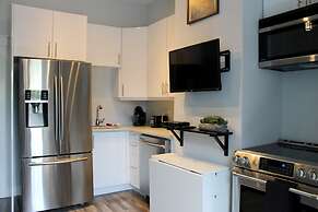WOW Luxury Suites - Halifax Downtown