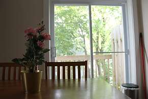 WOW Luxury Suites - Halifax Downtown