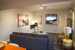 WOW Luxury Suites - Halifax Downtown