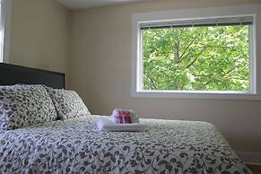 WOW Luxury Suites - Halifax Downtown