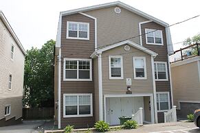 WOW Luxury Suites - Halifax Downtown