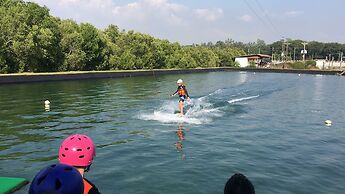 Lago de Oro Hotel & Wakepark