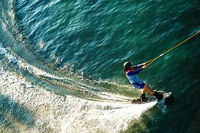 Lago de Oro Hotel & Wakepark