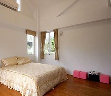 Nunu Haus Guest House