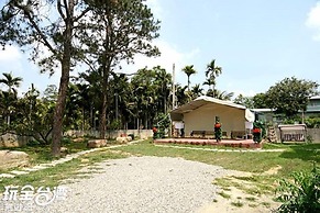 Nunu Haus Guest House