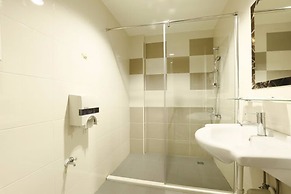 Hua Xiang Motel - Arena