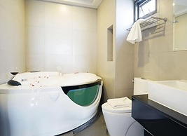 De Prime@rangnam, Your Tailor Made Hotel