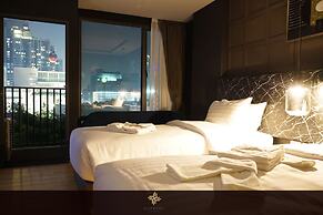 De Prime@rangnam, Your Tailor Made Hotel