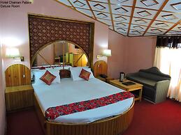 Hotel Chaman Palace