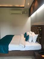 Golden Huts Resorts