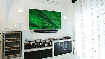 Santorini Loft Boutique Apartments