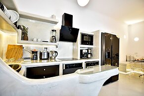 Santorini Loft Boutique Apartments