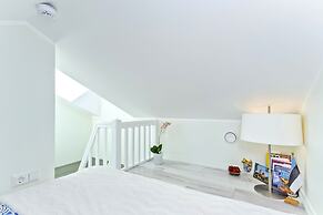 Harbor Black Pearl Apartments