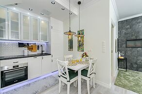 Harbor Black Pearl Apartments