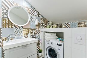 Harbor Black Pearl Apartments