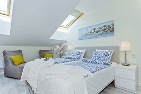 Harbor Black Pearl Apartments