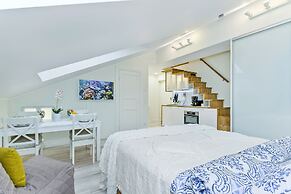 Harbor Black Pearl Apartments