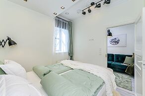 Harbor Black Pearl Apartments