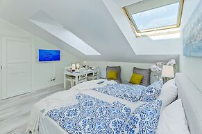 Harbor Black Pearl Apartments