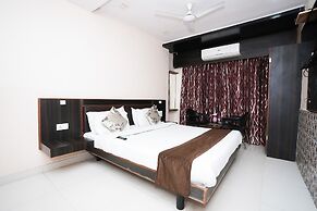 Hotel Madurai near Central Bus Stand, Udaipur