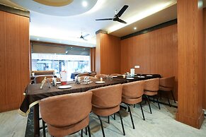 Hotel Madurai near Central Bus Stand, Udaipur