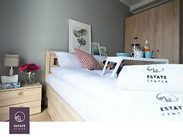 Estate Center Rooms Zajezdnia