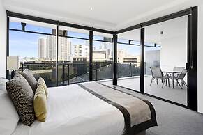 Sealuxe Suites - Central Surfers Paradise