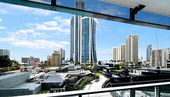 Sealuxe Suites - Central Surfers Paradise