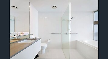 Sealuxe Suites - Central Surfers Paradise